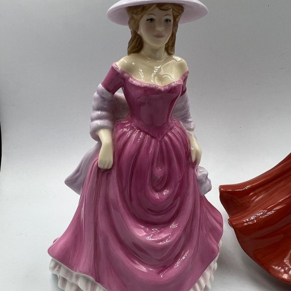 Royal Doulton bone china figurine - Summer Breeze - HN 4587 , Winters Day - HN 4 - Picture 4 of 6